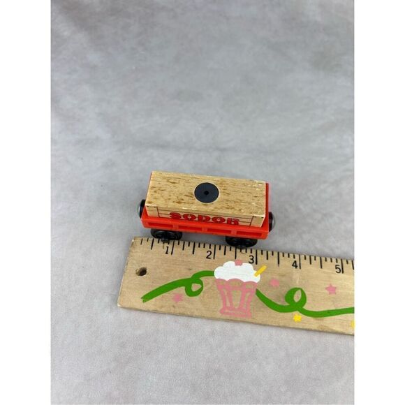 Vintage Thomas the train Wooden"SODOR CARGO CAR Gullane  2003 - Picture 7 of 8